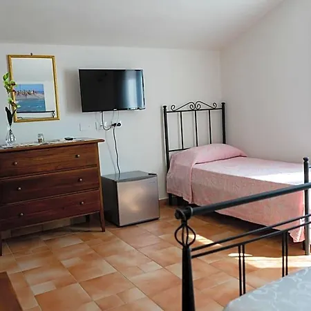4 Stagioni Bed and breakfast 3*